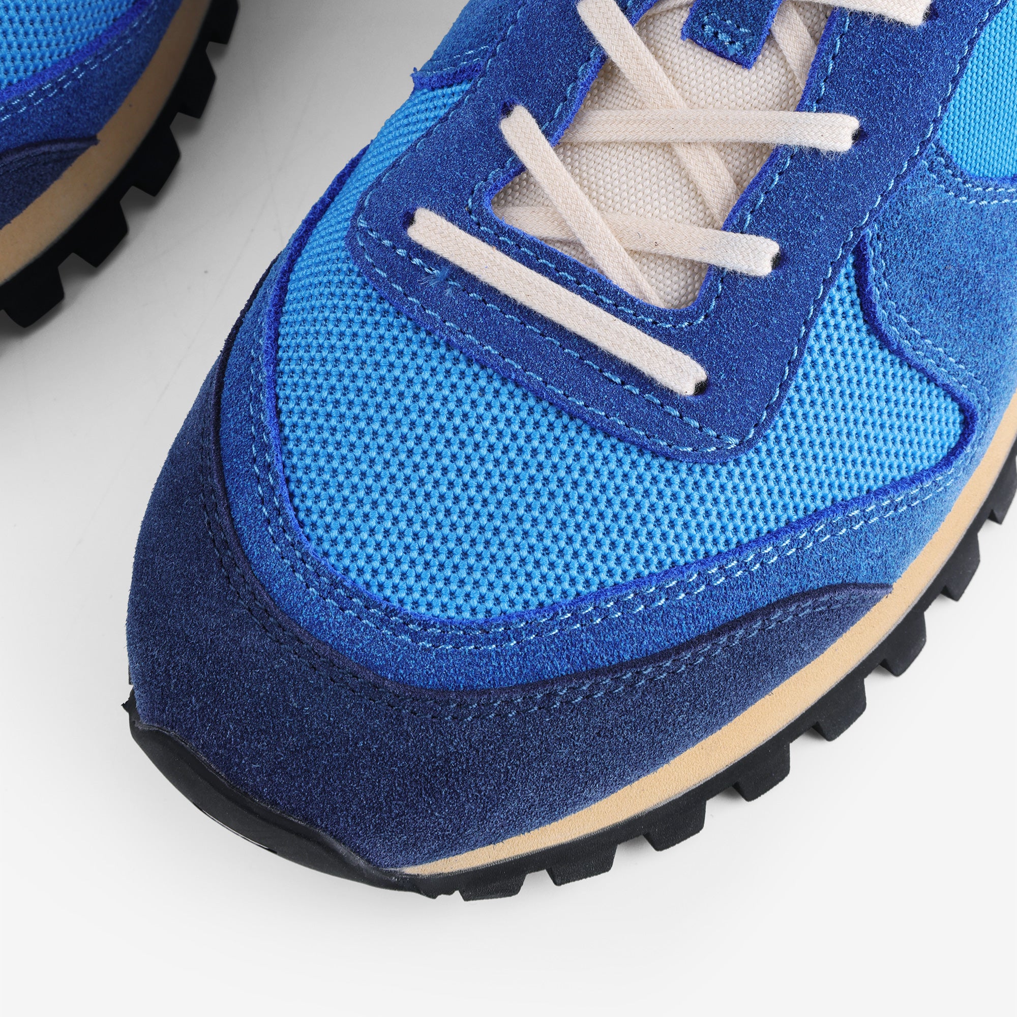 Pane Pace Nostalgia Men’s Shoes – Tides