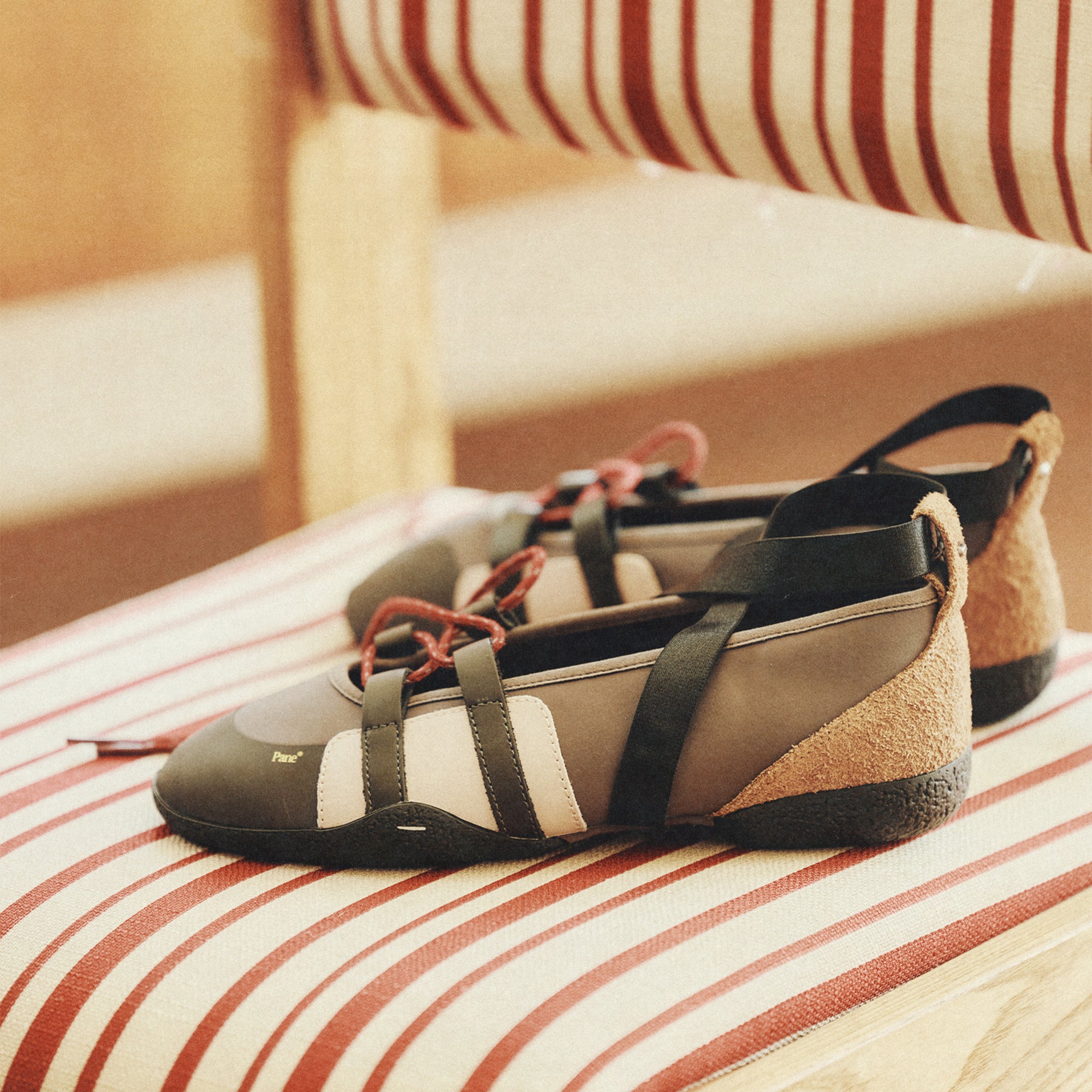 Pane Aria Women’s Shoes – Still Form